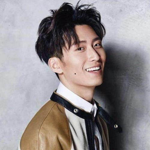 窦骁恋情爆料视频大全集,视频大全集揭秘甜蜜瞬间  第3张